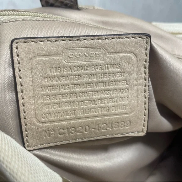 Coach Signature Ashley Spectator Shoulder Bag No.C1320- F24889 - Picture 10 of 16